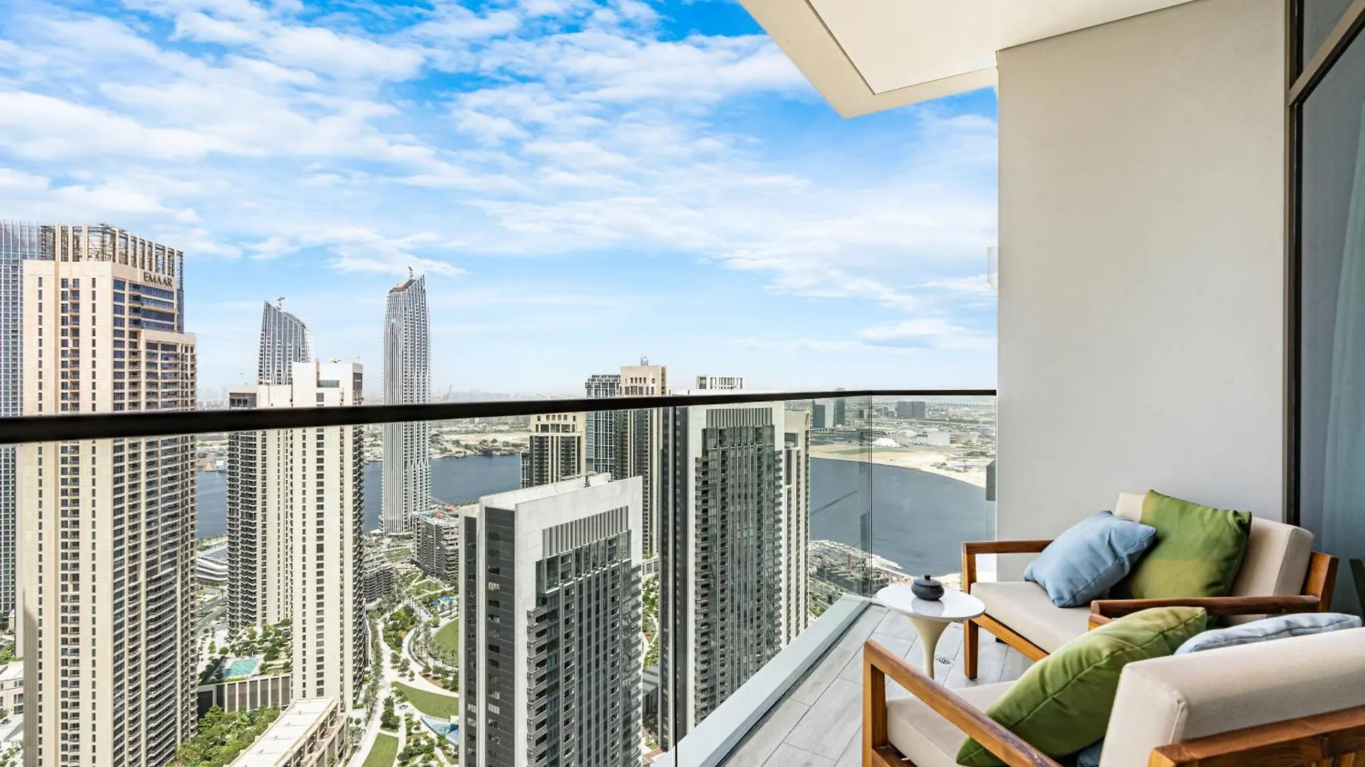 Stunning Home In Palace Residences On 41St Floor Dubai