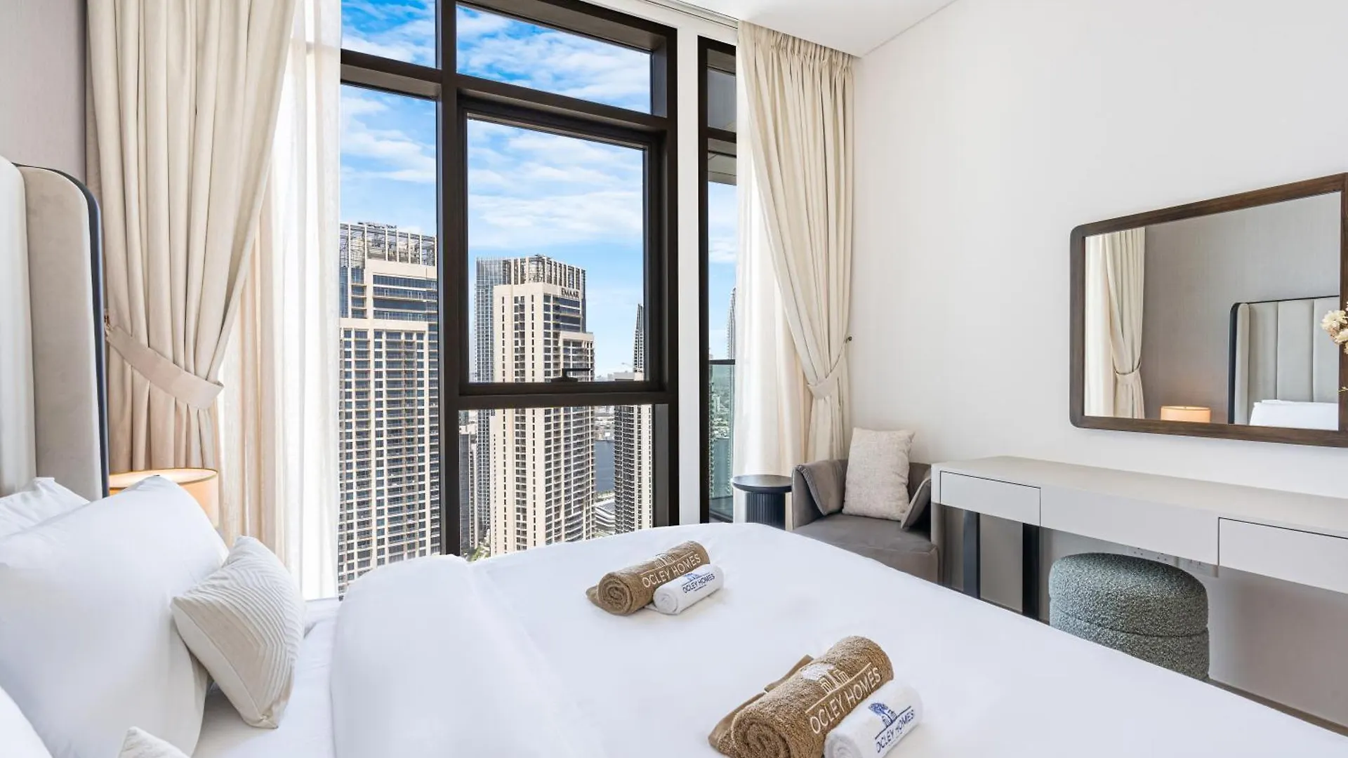 Stunning Home In Palace Residences On 41St Floor Dubai 0*,